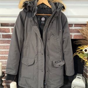 Canada Goose Women's Charcoal Trillium Parka with Fur - Ski Jacket